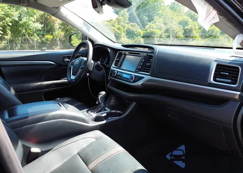 2019 Toyota Highlander Se from USA, damaged, VIN 5TDKZRFH8KS573390